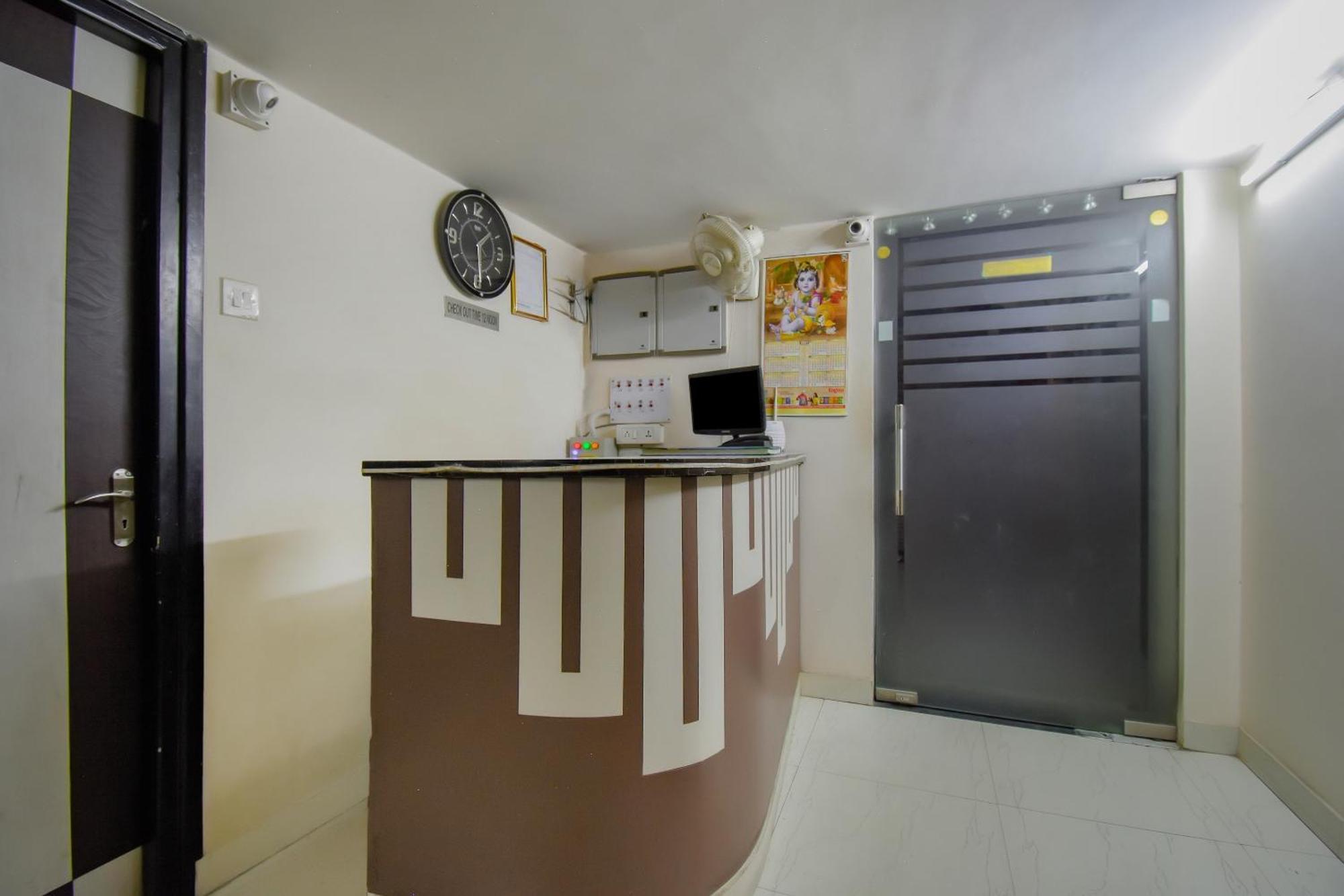 Hotel O Lindsay Inn Guest House Calcutta Calcutta Bara Bazar Exterior foto